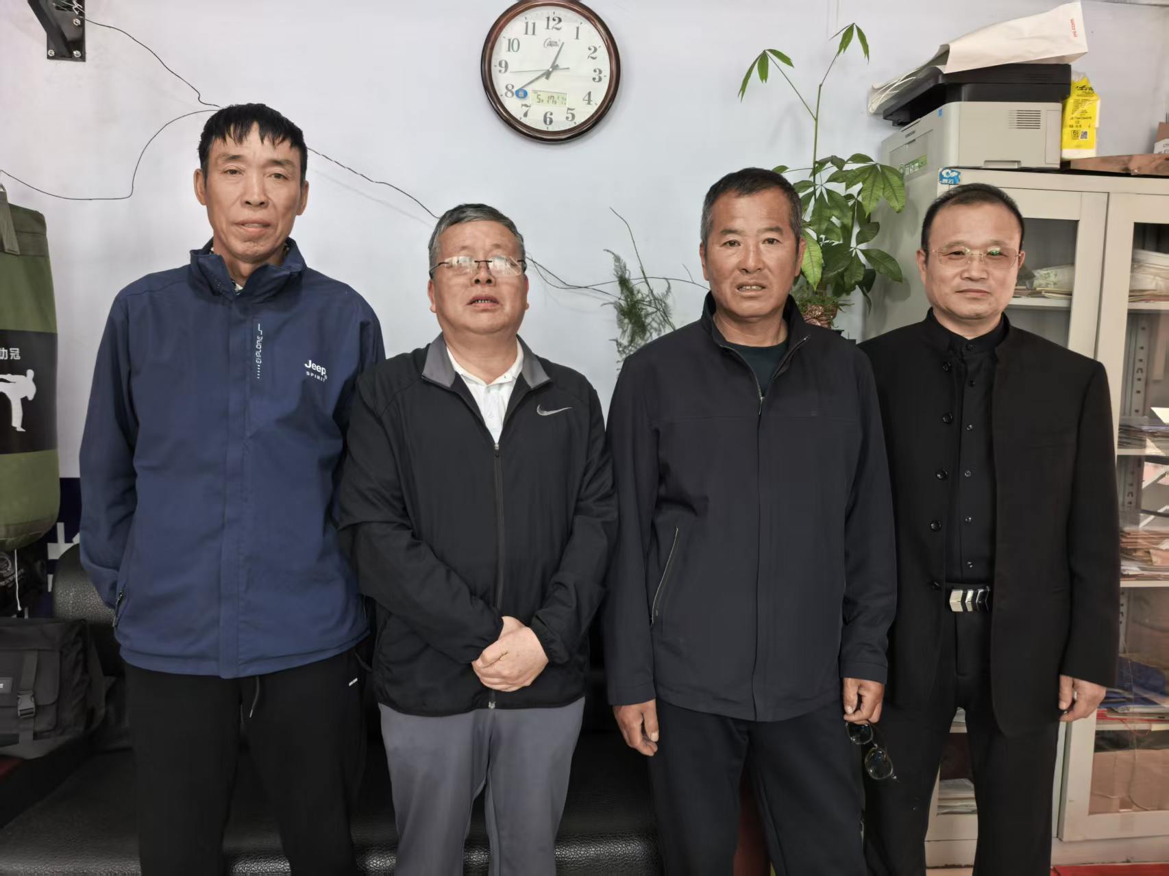 泣血控诉: 黑河王铁兴疯狂吞噬湿地,肆意纵火烧财, 公权力“躺平”竟让百姓求告无门(图2) 泣血控诉: 黑河王铁兴疯狂吞噬湿地,肆意纵火烧财, 公权力“躺平”竟让百姓求告无门(图2)