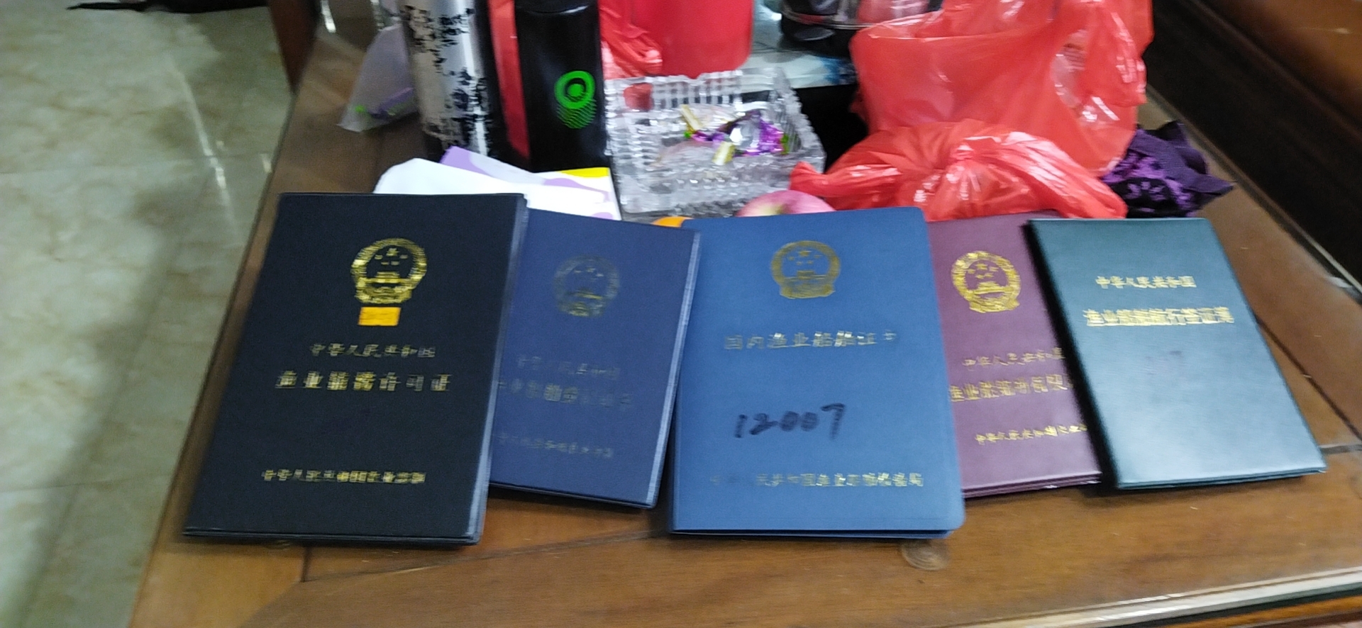 半年沉默, 汕尾市农业农村局把上级决定当“空气”吗? (图1) 半年沉默, 汕尾市农业农村局把上级决定当“空气”吗? (图1)
